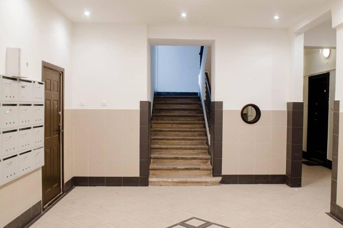 Apartman Stylish And Comfy For 6 Guests *