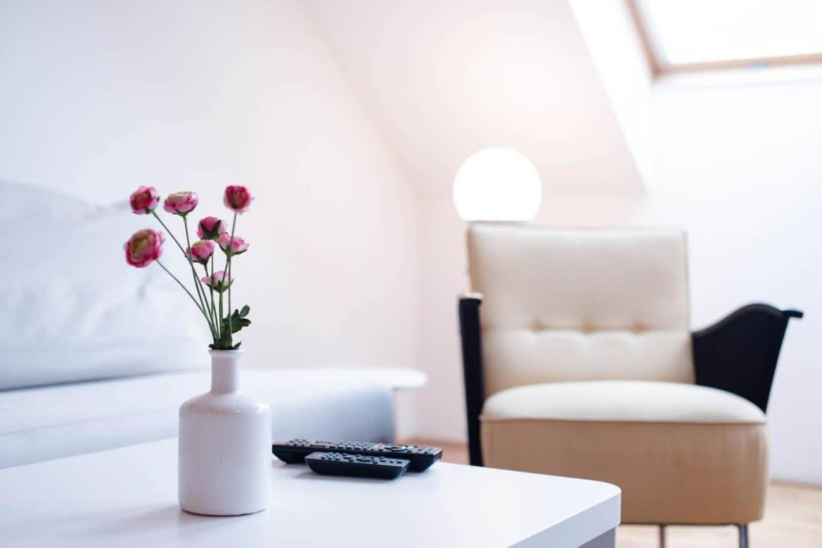 Stylish And Comfy For 6 Guests Apartamento