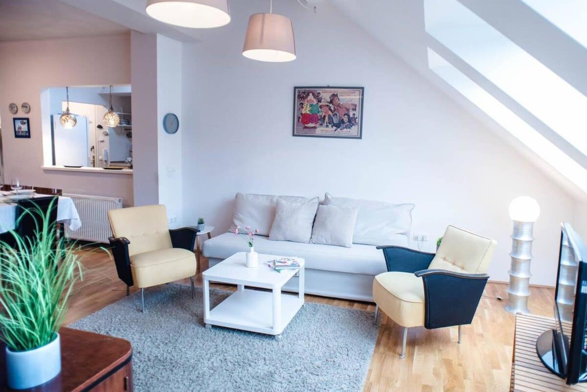 Apartman Stylish And Comfy For 6 Guests *